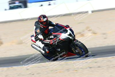 media/Jan-08-2022-SoCal Trackdays (Sat) [[1ec2777125]]/Turn 15 Inside (950am)/